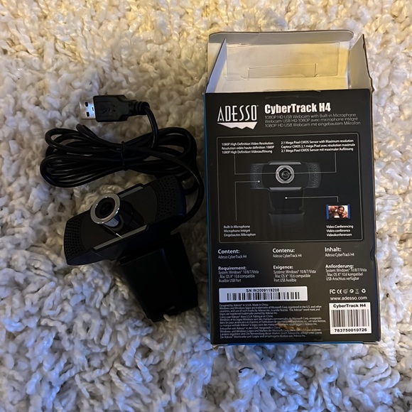 COPY - Adesso CyberTrack H4 Webcam - Picture 3 of 3